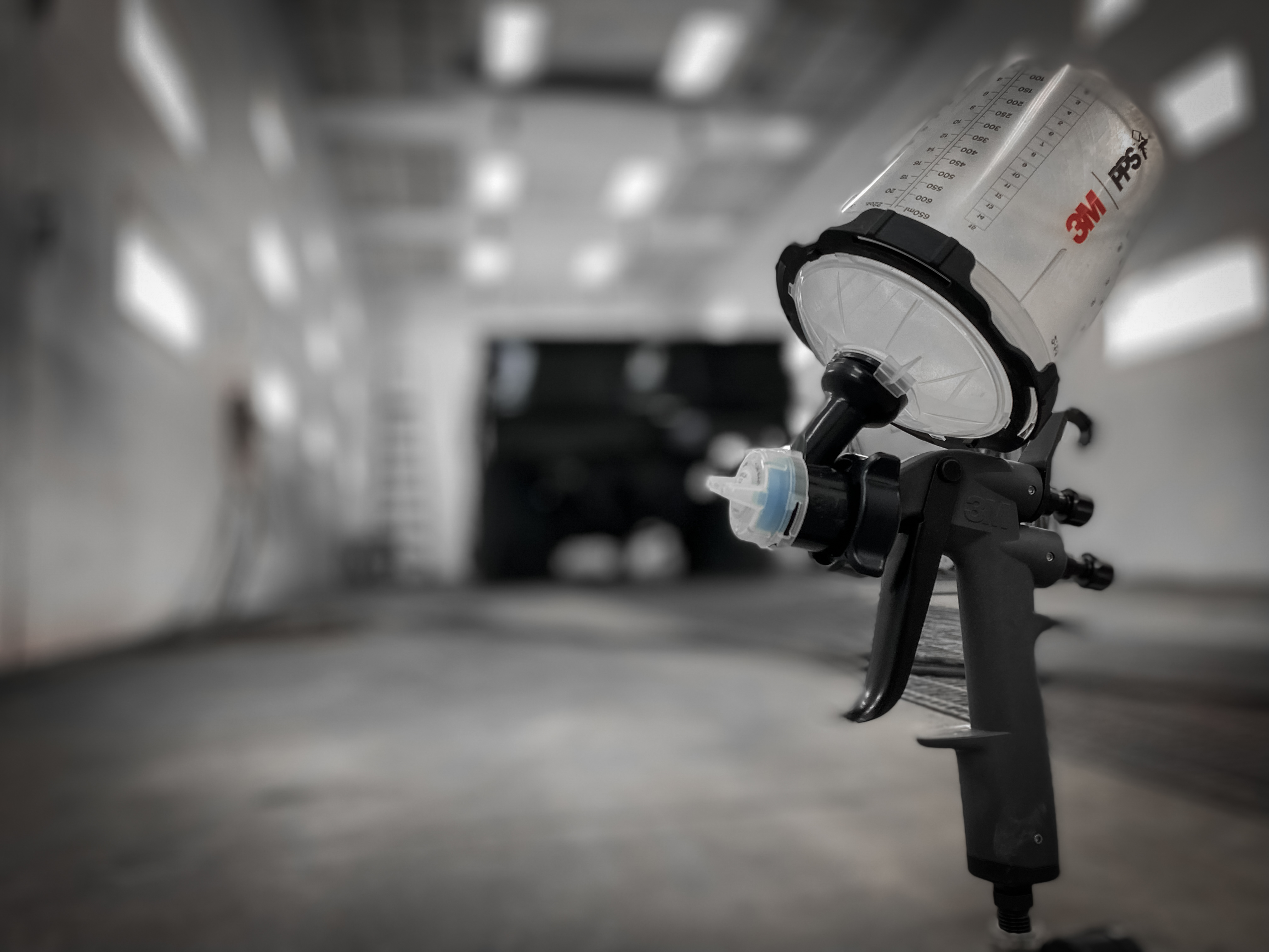 3M Performance Spray Gun is one of the lightest in the industry.